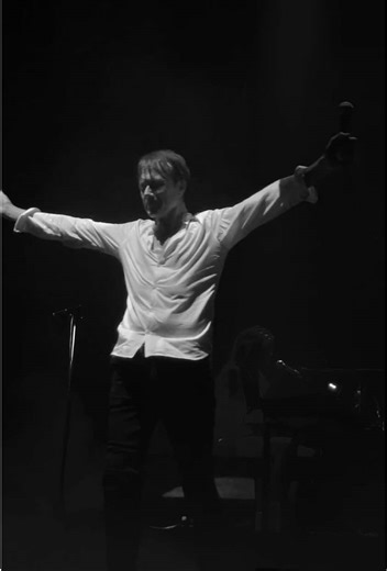 Suede Live in Newcastle 2026: Staying Together on Tour