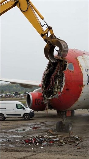 Plane Recycling Process | How Old Aircraft Are Recycled