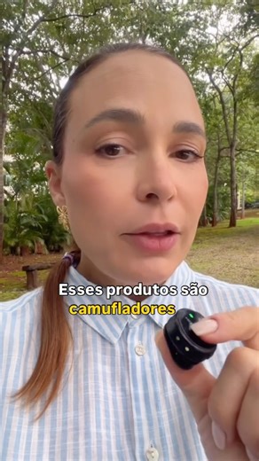 Luciana Meguerditchian on Instagram: "Esses tratamentos com muitos remédios só vão piorar a saúde do seu cachorro. A pele é um órgão e reflete tudo que acontece dentro do corpo. Se o seu cachorro tem um problema na pele o que ele precisa é de um tratamento que melhore de dentro pra fora. Pare de gastar tempo e dinheiro com tratamentos que só resolvem por um tempo. E o problema volta. O verdadeiro tratamento começa pelo intestino. Escreva coceira nos comentários se você também está cansado desses