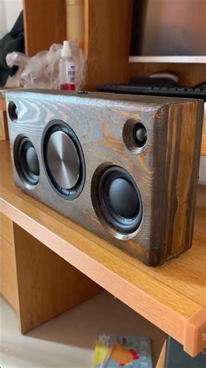 Wooden box Bluetooth speaker