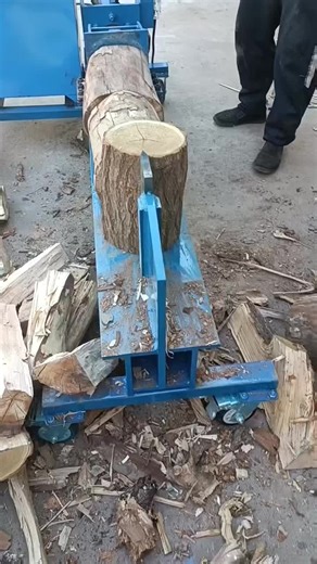 Firewood splitting machine#Firewood splitting machine