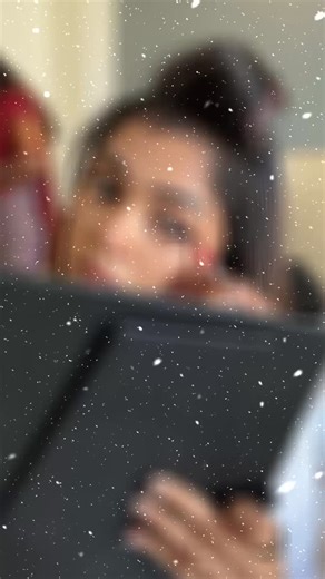 Salomi Diamond | There’s something powerful about getting ready not just to look good, but to feel present again. For the longest time, I’d forgotten what... | Instagram