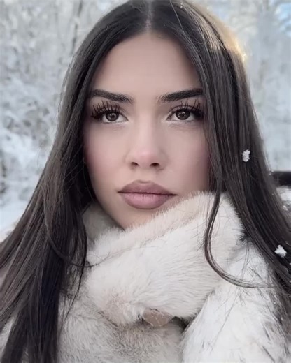 Exploring Leah Halton's Unique TikTok Edits