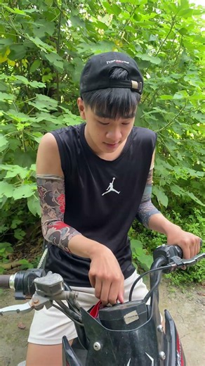 Survival Skills: Smart and Helpful #survivalskills #survival #shorts #short #outdoors