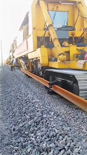 See how railway tracks are laid in China in just one day