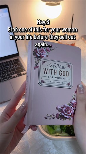 365-day devotional book for Christian women,filled with real life struggles and scripture guidance to grow closer to God daily.#christiandevotional #faithforwomen #christiantiktok #giftguide