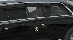 🔴 Vladimir Poutine et Donald Trump ont quitté l'aéroport dans la même voiture. | TÉLÉ MALI