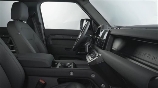 Land Rover Defender 130 - Signature Interieur-Paket