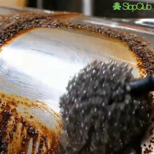 Removing rust by using chemical100! #asmr #diy #oneminuterestoration #science #welding #cleaning