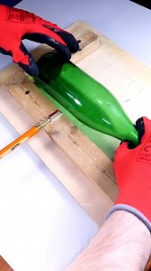 758K views · 686 reactions | The right way to make a glass from a glass bottle 掠 . . . . #experiment #viral #reels #instagood #science #instagram #ak #instagram #trandingreels #bottle #glass | Abdul Qadir | Facebook