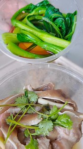 356K views · 7.7K reactions | Review website cloud kitchen bán mang đi nhưng vẫn giữ đúng hương vị cơm gà Hải Nam truyền thống không thua gì nhà hàng Giải pháp cho những bạn lười ra ngoài, ở đâu cũng có thể ăn cơm ngon nè  #HKDD #HyKhiDuongDuong #喜气杨杨 #喜氣楊楊 | Hỷ Khí Dương Dương | Facebook