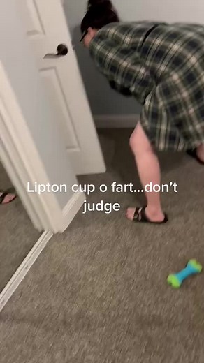 #fyp #viral #Foryou #trending #prank #momprank #fartingcup #tummytroubles #funny #laugh