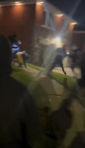 MALBA, QUEENS (NY) — Neighbors in Malba are reeling after a social-media-organized car meetup late Saturday night spiraled into dangerous violence and arson. Reports confirmed by a government official indicated that more than 100 vehicles filled the neighborhood’s broad round intersections, where drivers were doing donuts or spin-outs in the streets. Councilwoman Vickie Palladino described the scene by saying: “Over 100 of them just filled the streets and wreaked havoc and terror on this neighbo