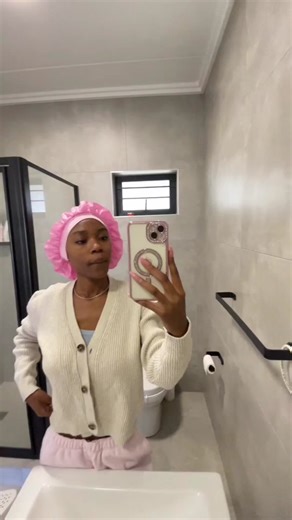 Stylish Bedroom Makeover with Decofurn Furniture