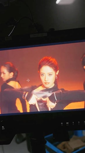 The energy behind the scenes 🎬🔥#MAKEAMOVE #RaelynChen #BehindTheScenes #OnSet #BTS