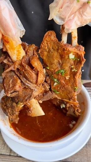 Get your taste buds dancing this weekend with our authentic Mexican street food! 🌮 From sizzling tacos to zesty salsas, we bring the vibrant streets of Mexico right to your plate. Come and join the fiesta! 🎉 #WeekendTreat #MexicanStreetFood #TasteOfMexico #WeekendVibes 📍:TACOS PURO JALISCO CORONA. 161 N MCKINLEY ST CORONA CA. ☎️:(951) 987 0038 📍:TACOS PURO JALISCO FULLERTON . 271 S GILBERT ST FULLERTON CA . ☎️: (714) 519 3111 . . . #birria #mexicanfood #inlandempire #iefood #corona #riversid