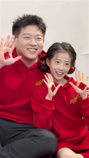 Ageless Transformation: The Camera's Magic Touch