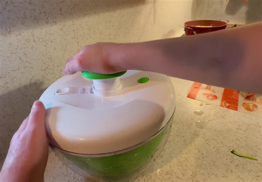Watch Great salad/fruit spinner on Amazon Live