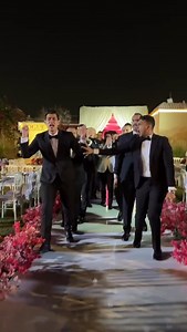540K views · 34K reactions | The Groom’s entrance like no other!朗懶...