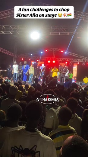 Sister Afia Challenged on Stage by a Fan