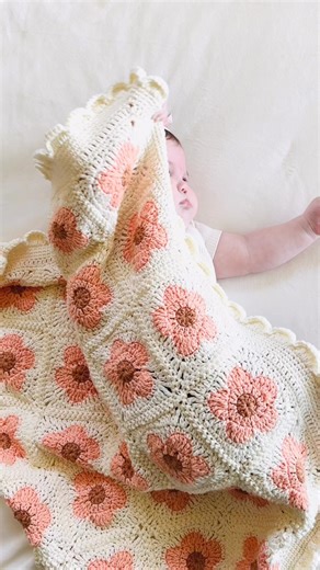 14K views · 373 reactions | For full pattern tap here: https://daisyfarmcrafts.com/crochet-desert-blush-field-of-daisies-baby-blanket/ | Daisy Farm Crafts | Facebook
