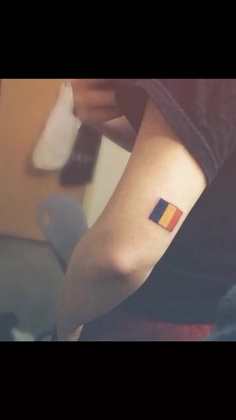 Idei de tatuaje inspirate de steagul României
