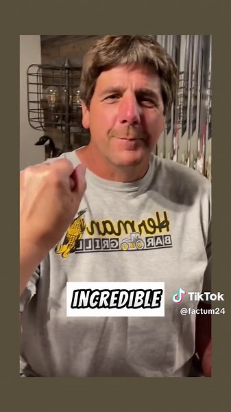 Meet the Man with the Largest Hands in the World