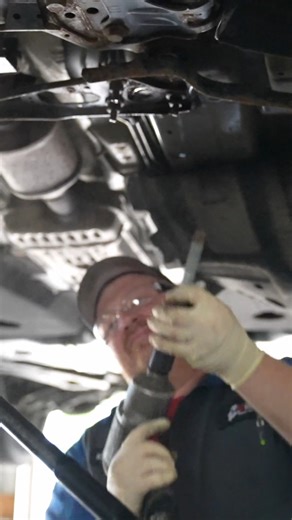 🚗✨ Accidents happen… but Farmington Ford, Inc.'s Collision Center is here to make the repair process easy, stress-free, and reliable! From dents and dings to major collision repairs, their expert team on 𝐖𝐢𝐥𝐭𝐨𝐧 𝐑𝐨𝐚𝐝 𝐢𝐧 𝐅𝐚𝐫𝐦𝐢𝐧𝐠𝐭𝐨𝐧 has the tools, technology, and experience to get your vehicle looking brand new again. ✔️ Quality workmanship ✔️ Friendly, professional service ✔️ Trustworthy repairs done right Whether it’s a small fix or a full restoration, you’re in good hands 