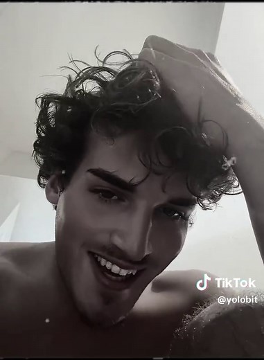 Yolobit (@yolobit)’s videos with original sound - nona 𓆉