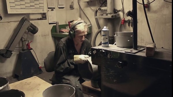 Scanpan Classic 2-Piece Nonstick Fry Pan Set, 8-inch and 10 1/4-inch – Compatible with Gas and Electric Stovetops, Metal Utensil Safe, Oven Safe to 500°F, Dishwasher Safe, Black