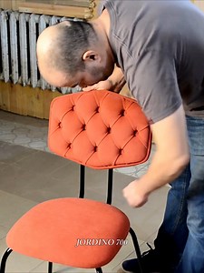 997K views · 10K reactions | Retapizado de una silla capitoneada, sorpréndete renovación 﫣類朗 #sillas #silla #sillasmodernas #RENOVACION #capitone #tapiceria #tapicero #tapizados #tapizar #tapiz #Tapizeria #upholstery #upholstered #consejos #aprender #tutorial #parati #foryou #foryoupage #viralvideo #virals #viral #fyp #fypageシ | ZGr Tapizzer | Facebook