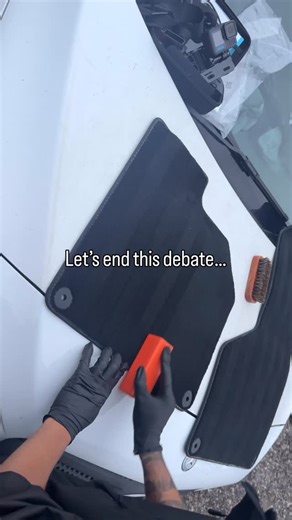 Clean Me 🧽 on Instagram: "One thing everyone can agree on is the great feeling of a freshly detailed car ✨ Comment “CLEANME” to download the Clean Me app 📲 and book your local mobile car cleaner. 🚙✨ ☑️ Follow Clean Me. ☑️ Save this post if you love it and leave a comment. ☑️ Download Clean Me from the app stores. #detailing #detailer #cardetailer"