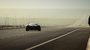 Titul najrýchlejšie auto na svete má nového držiteľa. Bugatti naložil 100 kmh - topspeed.sk