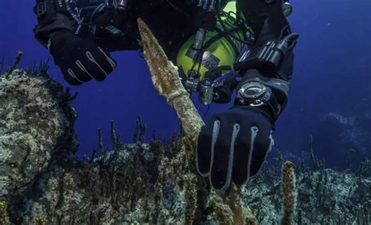 In the Greek islands, divers have discovered more than 50 remarkably preserved artifacts from a shipwreck beneath the seafloor