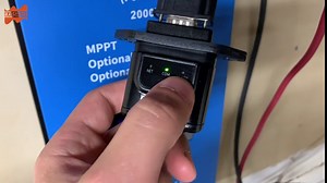 Marsrock 1000W Wind Grid Tie Power Inverter Power Optional Limiter Sensor Wide Voltage 22-65V for Wind Turbine AC 24V Output AC110V/220V Auto Match Optional WiFi App Inspection(W1000W24V)