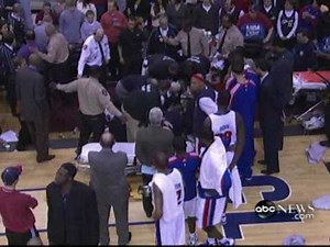 !!NBA PLAYER DETROIT PISTON 'RODNEY STUCKEY' COLLAPSES ON SIDELINES!!