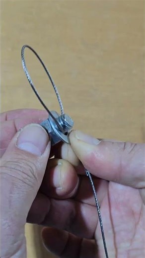 이렇게 쉬운 빨랫줄 고리는 처음입니다 The Easiest Wire Clothesline Loop Ever