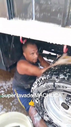 Videos de Machuca13 (@machuca13_) con “Un Llanero Como Yo - En Vivo - Leonel Bravo