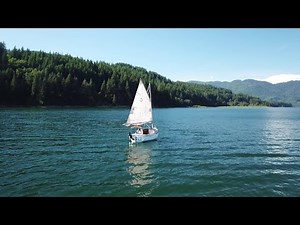 gaff rigged sailboat Com-Pac Sun Cat 17 catboat pocket cruiser sailboat sailing Yale Lake WA