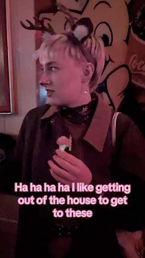 Chef Connie Hartsock of Poco Pop-Ups created Behind the Pink Door, a monthly lesbian-centered event at The Pearl in Louisville. The gathering offers food, music and a welcoming space for lesbians, sapphic women and queer community members to connect and celebrate in an inclusive environment.⁠ ⁠ 🔗 https://queerkentucky.com/behind-the-pink-door/ | Queer Kentucky