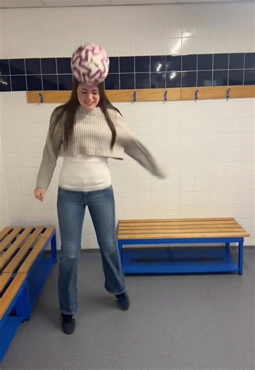 Chelsea's Left Back and Left Wing Debate: Who's Best?