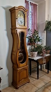 @les_memoires_de_jeanlouis on Instagram: "Jean Louis et l’horloge comtoise"