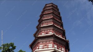Flower Pagoda (Hua Ta) at the Temple of the Six Banyan Trees (Liurong). Guangzhou, Guangdong, China