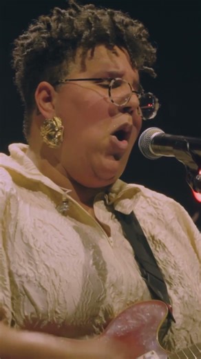 "Hold On" Live from NYC #alabamashakes