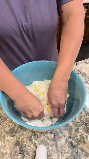 12 reactions | A easy pie crust for a delicious pot pie 2 1/2 cups of flour 2 sticks of butter cut up and put in freezer before using has to be cold 2tsp salt Add cold water by table spoons until you dough is where it’s suppose to be I used 8 TBSP Make two balls out of it wrap in cling wrap and put in fridge until ready to use made a bottom and top for pie. #pie #crust #deer #homemade #scratch #homestead #fypageシ | Cove Homestead | Facebook