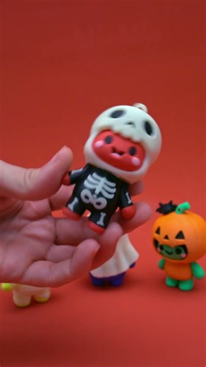 Cute Skeleton Clicker (Halloween Special)