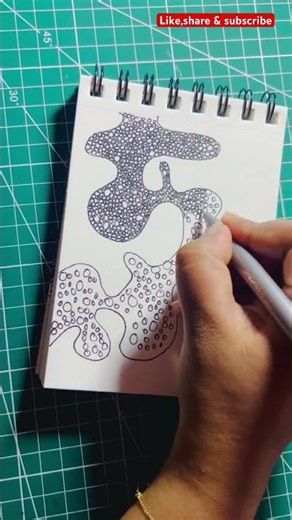 “Mesmerizing Dot Art You Won’t Believe is Hand Drawn! 😳✨ #Shorts”