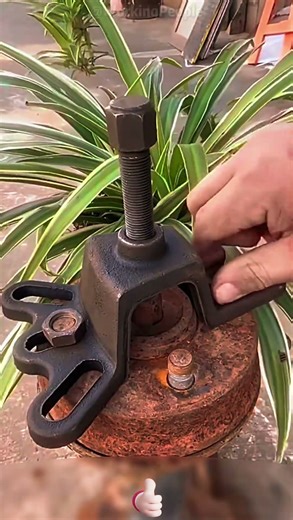 Practical methods of using the brake drum puller tool 🛠️🚗💥