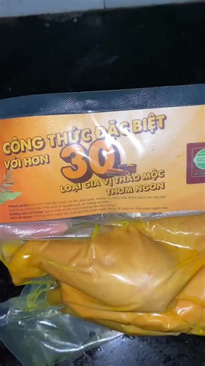 Food reviewer nhận búc kinh rùi khen quá đà có lẽ đang làm mất niềm tin của nhiều b khi xem review :(( #ther_nguyen_boc_food #xuhuong #ancungtiktok #tiktokfood #reviewanngon