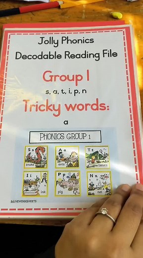 Jolly phonics decodable reading files. #foundationphaseteacher #foryoupage #fyp #jollyphonics #teachersoftiktok #southafrica #grade1